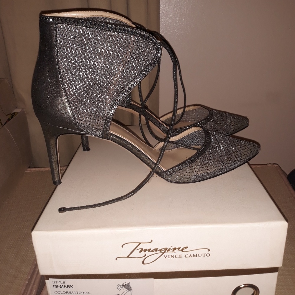 Shoes - Picture 2 of 2
